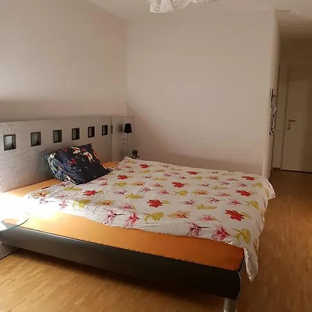 Studio Center Oerlikon Privatunterkunft